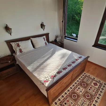 Eco St Ignatius еко лодж игнажден Willa *