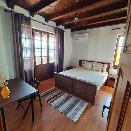 Willa Eco St Ignatius еко лодж игнажден *