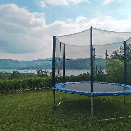 Eco St Ignatius еко лодж игнажден Willa *