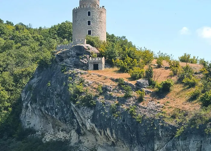 Eco St Ignatius еко лодж игнажден * Debelets (Varna)