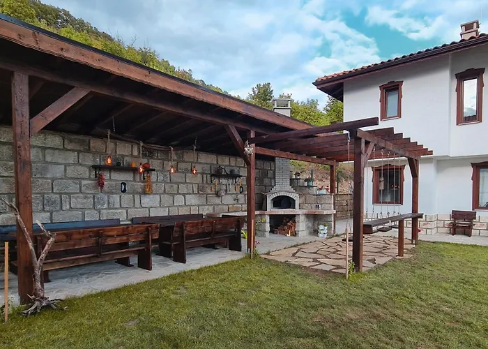 Eco St Ignatius еко лодж игнажден Villa Debelets (Varna)